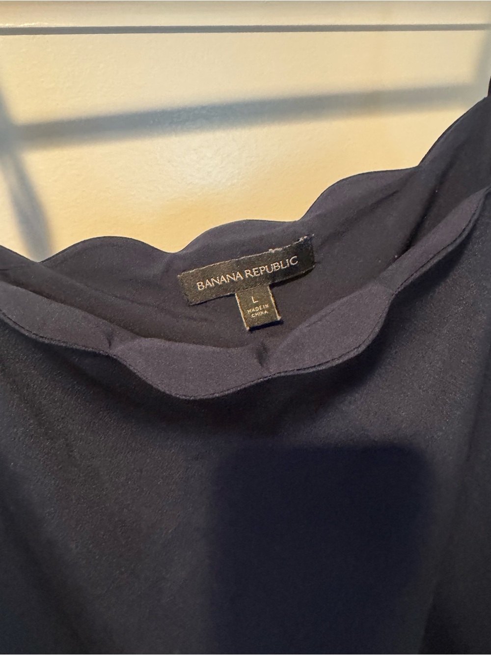 Banana Republic Navy Scalloped Hem Skirt - Picture 3 of 3